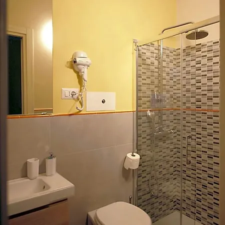 Frühstückspension Paola 4*